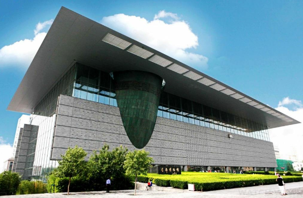 英语作文:参观博物馆通知